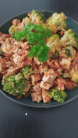 Tofu-Gemüse-Pfanne mit Buchweizen