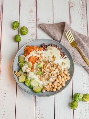 Rosenkohl-Bowl