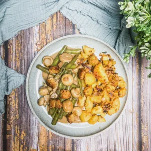 Bohnen-Pilz-Pfanne mit Bratkartoffeln