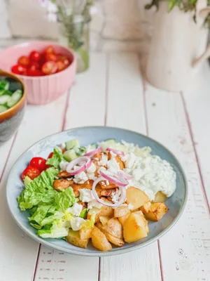 Vegane Döner-Bowl – gesunde Alternative mit Kartoffeln & Tsatsiki