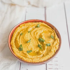 Kürbis-Linsen-Hummus