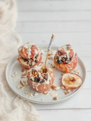 Bratäpfel mit Marzipan-Mohn-Soße