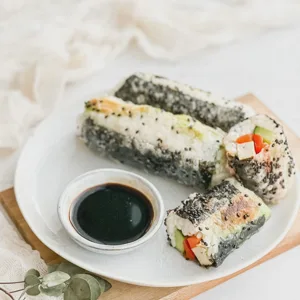 Knusprige Sushi-Rollen
