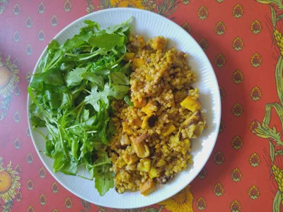 Buchweizen-Pfanne mit Rucola