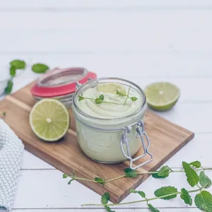 Limetten-Avocado-Aioli