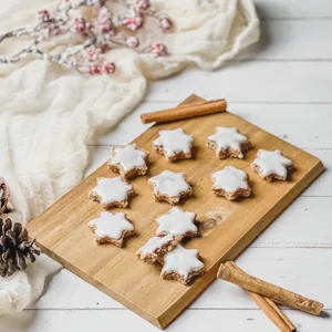 Vegane Zimtsterne – saftig-weiche Weihnachtsplätzchen aus Nüssen & Zimt