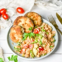Auberginen-Schnitzel mit Couscoussalat