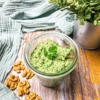 Petersilien-Walnuss-Pesto