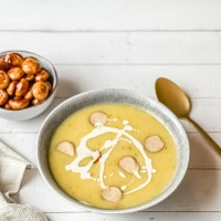 Kartoffelsuppe mit Knoblauch-Champignons