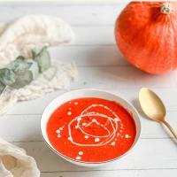Kürbis-Rote-Bete-Suppe