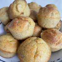 Rezeptbild: Polenta-Grieß-Küchlein