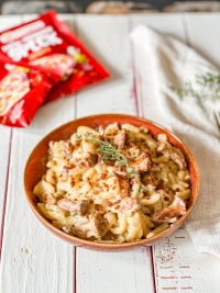 Pfifferling-Spätzle-Pfanne mit veganem Speck