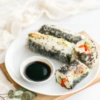 Knusprige Sushi-Rollen
