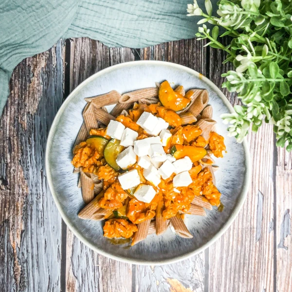 Rezeptbild: Vegane Gyros-Soße - würzig, cremig & schnell gemacht