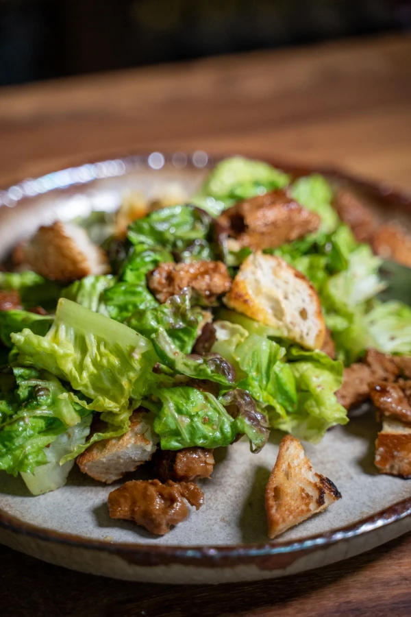 Rezeptbild: Ceasar Salad mit Seitanfilets